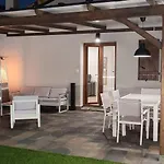 Les Roques Dağ evi